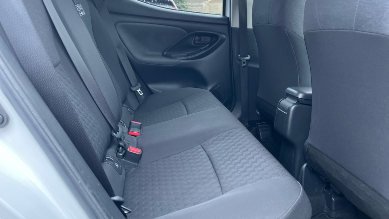 Toyota Yaris 1.5 Hybrid Design 5dr CVT Hybrid Hatchback